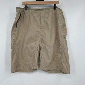 The North Face Hiking Shorts Men's size extra large Nylon Tan Beige